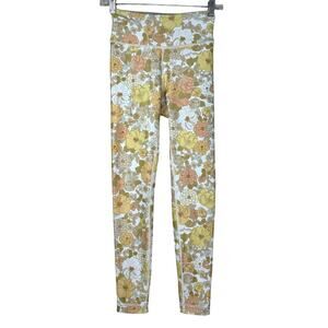 With High Waisted Floral Print Reversible Pull On Leggings Small